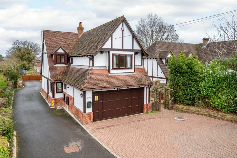 View Full Details for Hayley Green, Warfield, Bracknell