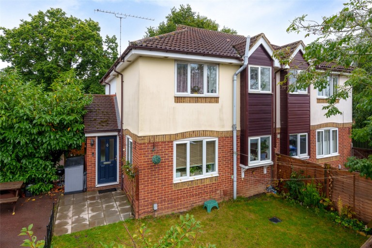 View Full Details for Binfield, Bracknell, Berkshire