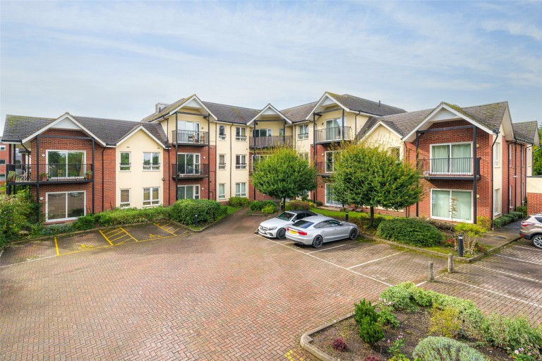 View Full Details for Binfield, Bracknell, Berkshire