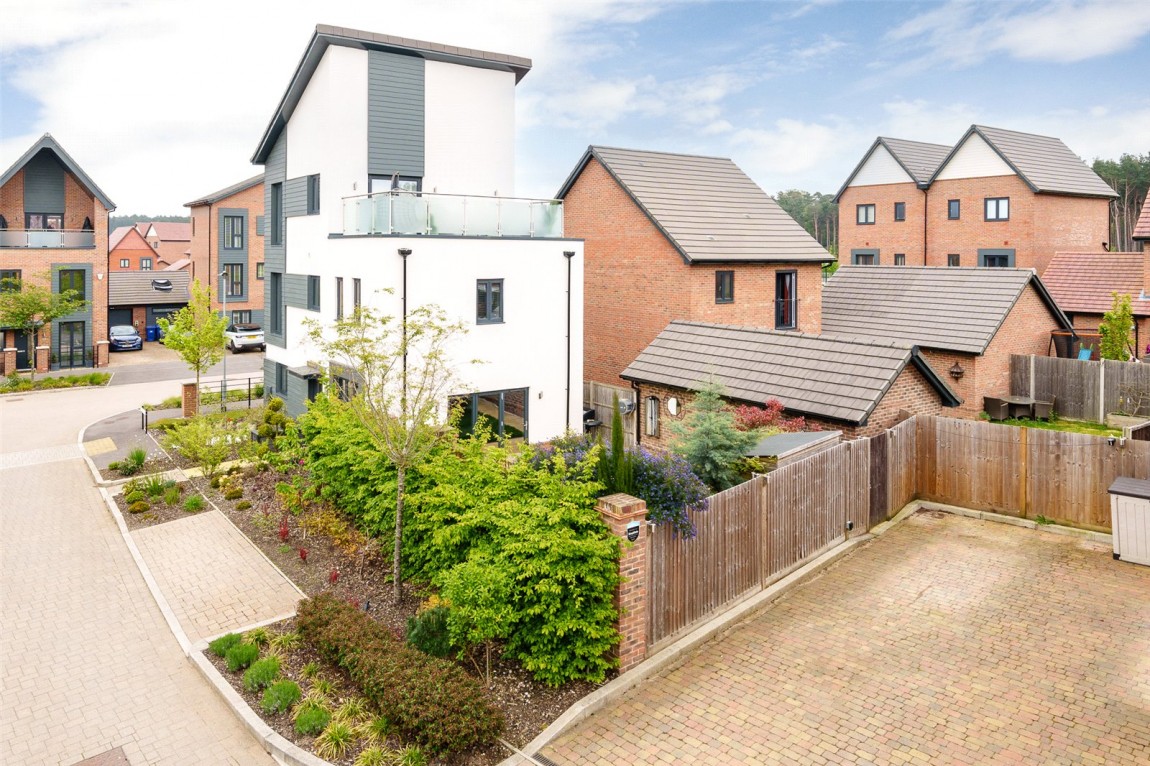 Images for Crowthorne, Berkshire