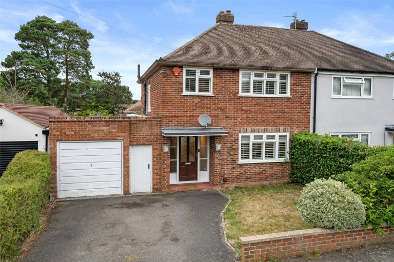 View Full Details for Crowthorne, Berkshire