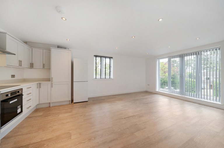 View Full Details for Finchampstead, Wokingham, Berkshire