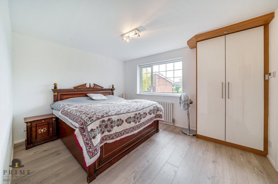 Images for Finchampstead, Wokingham, Berkshire