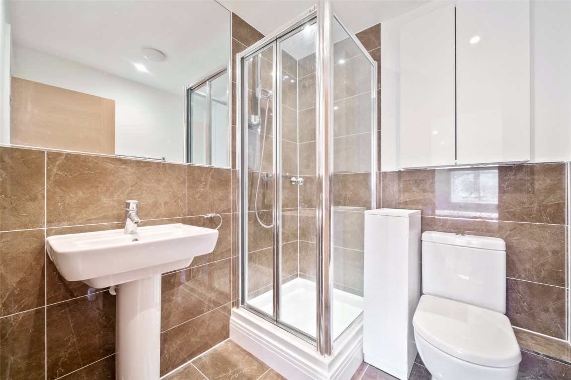 Images for Woodley, Reading, Berkshire