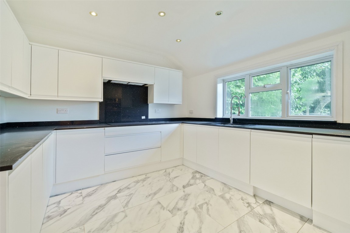 Images for Finchampstead, Wokingham