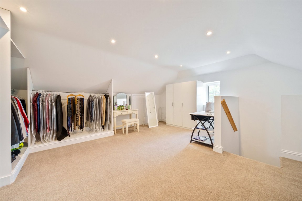 Images for Finchampstead, Wokingham, Berkshire