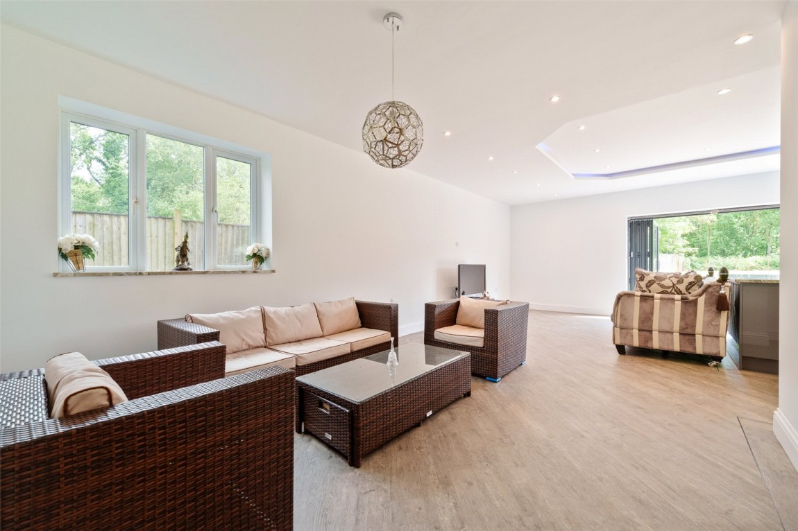 Images for Finchampstead, Wokingham, Berkshire