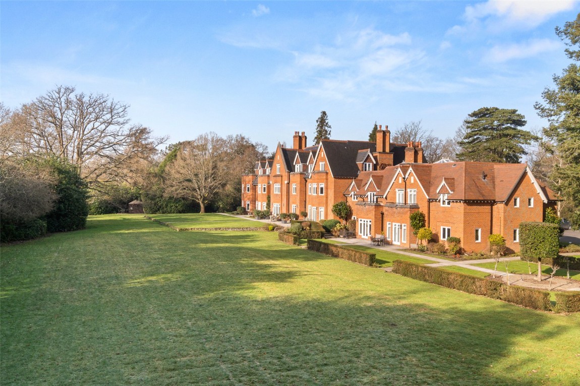 Images for Finchampstead, Wokingham, Berkshire