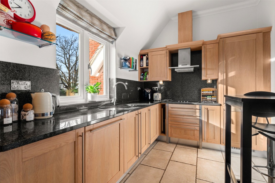 Images for Finchampstead, Wokingham, Berkshire