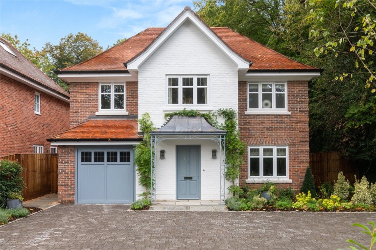 View Full Details for Crowthorne, Berkshire