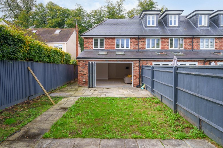 View Full Details for Binfield, Bracknell, Berkshire